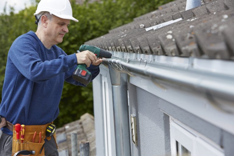 Read more about the article Should I Fix Up My Home or Try to Sell As Is?